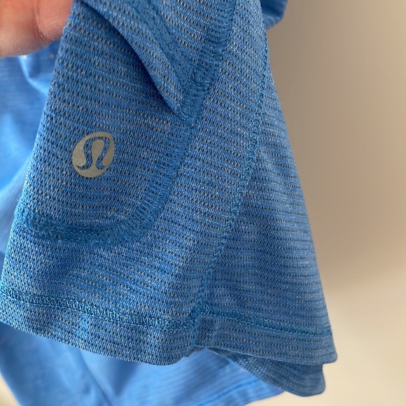 Lululemon Run: Wild Blue Short Sleeve Tech Top- Size 4 - Picture 7 of 8